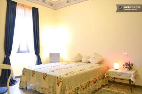 B&B Mar Tirreno Barcellona-Pozzo di Gotto Exterior foto